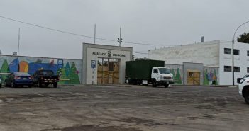 Congresista Ricardo Burga al alcalde de San Isidro por cierre del mercado: “Le exijo que recapacite”