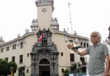 MUNICIPALIDAD DE MIRAFLORES: EXIGEN DISPULPAS DEL PREMIER ANIBAL TORRES TRAS EXPRESIONES EN TARAPOTO